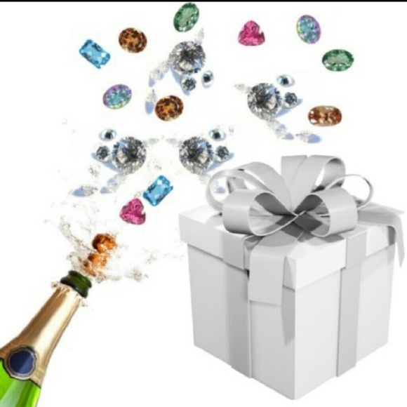 🌟✨MYSTERY BOX w ANYTHING INCLUDED #4✨🌟 - Picture 2 of 2